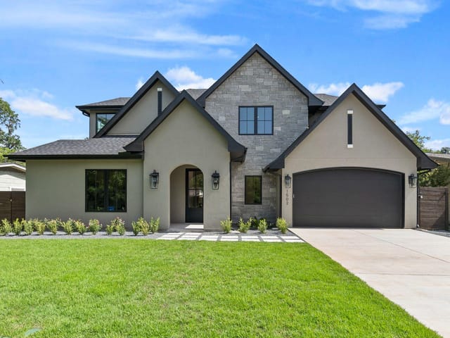1502 Princeton