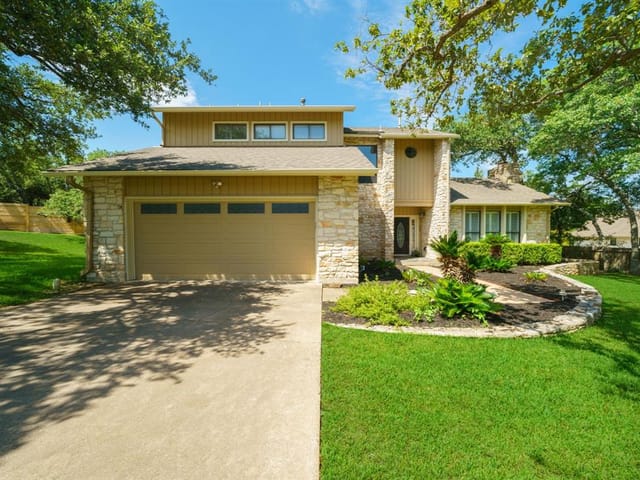 1502 Silverado Cir