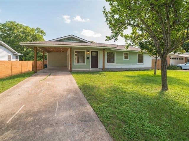 1502 Villanova DR