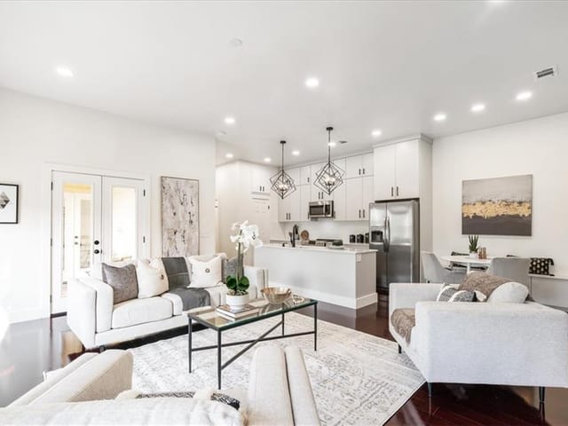 1502 W 5th ST Unit #K3