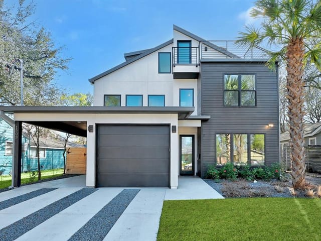 1503 Dexter St