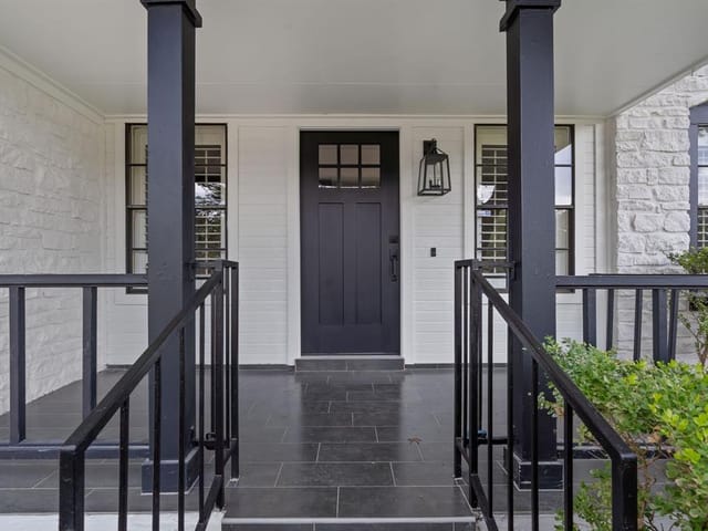 1503 Garnaas Dr