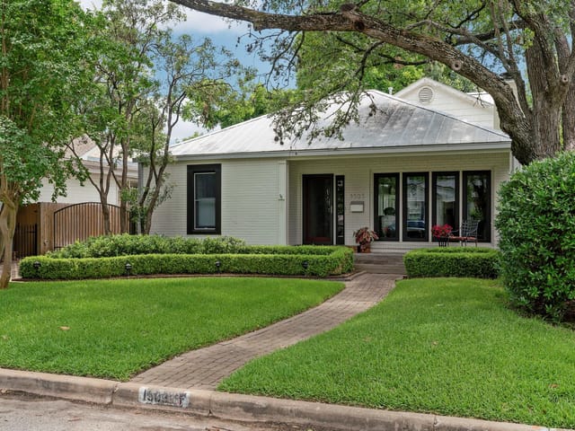 1503 Mohle Dr