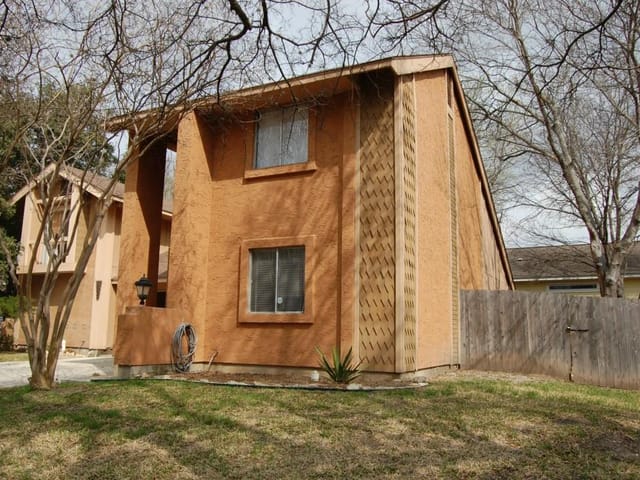 1504 Bridgeway DR Unit #2