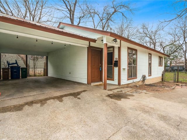 1504 Hether ST Unit #B