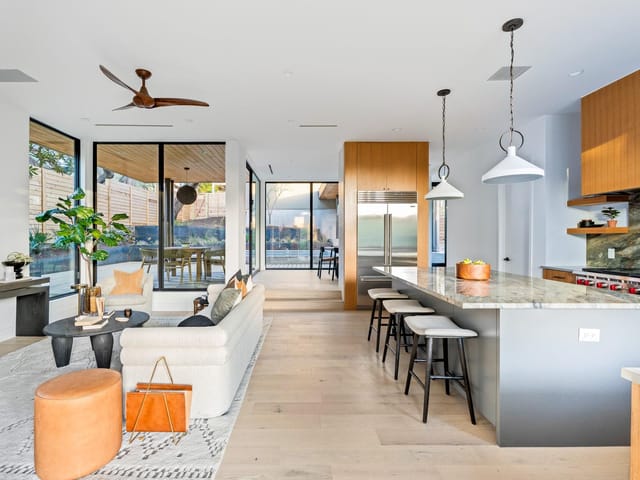1505 Alameda DR