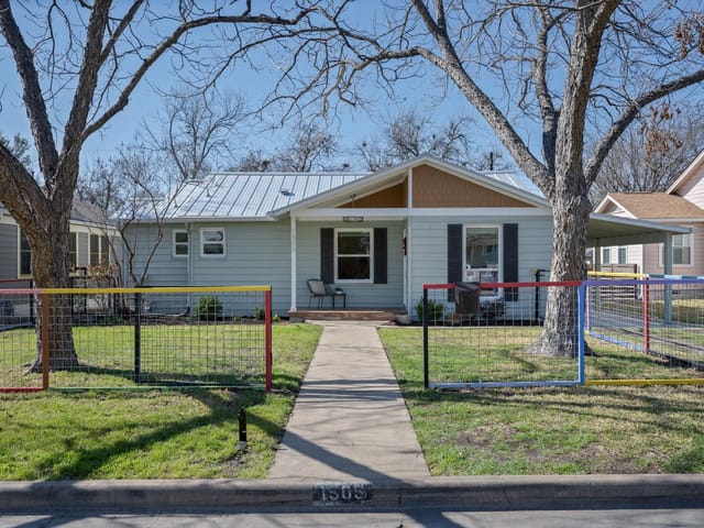 1505 Pasadena DR