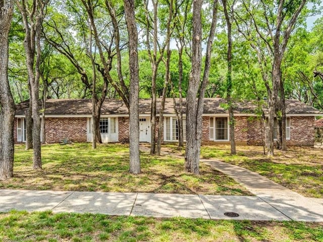 1506 Barton Hills Dr
