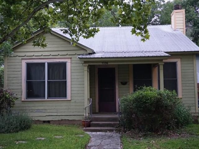 1506 Bouldin Ave