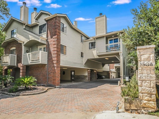 1506 Forest TRL Unit #103