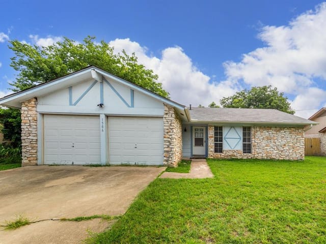 1506 Pine Knoll Dr