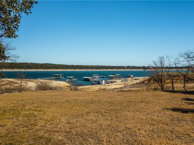 1507 & 1509 Chipmunk Rd