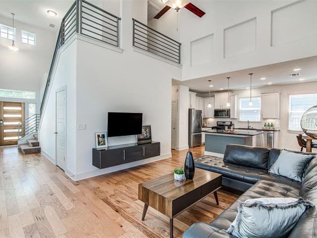 1507 Casa Dr
