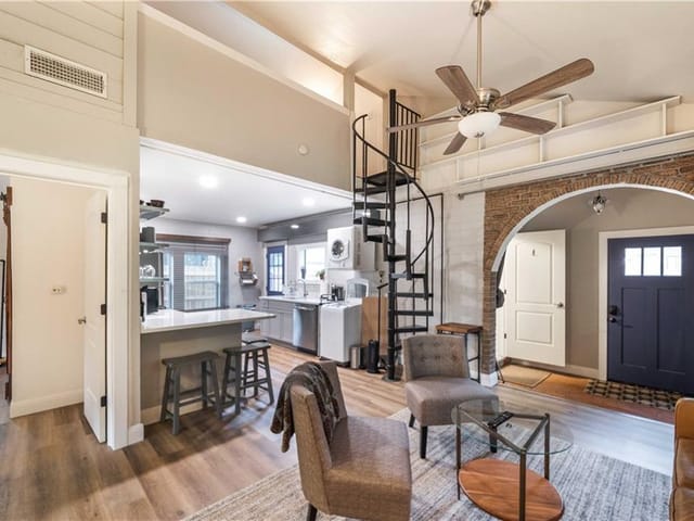 1507 Holly St Unit #B