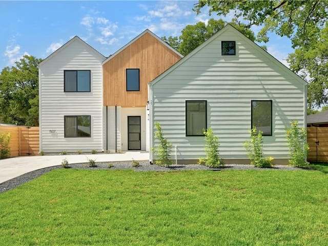 1507 Villanova Dr