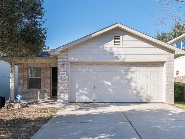 1508 Strickland Dr