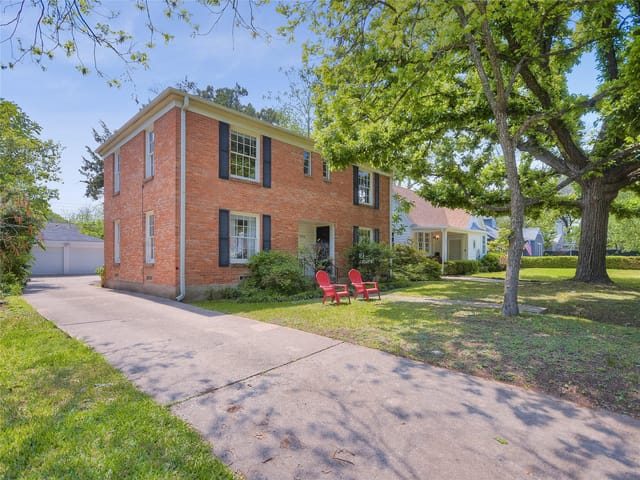 1509 W 29th ST Unit #B