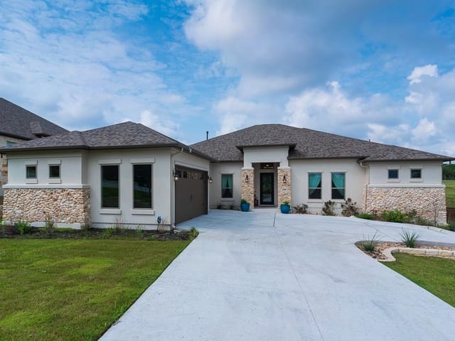 151 Drennan Ln