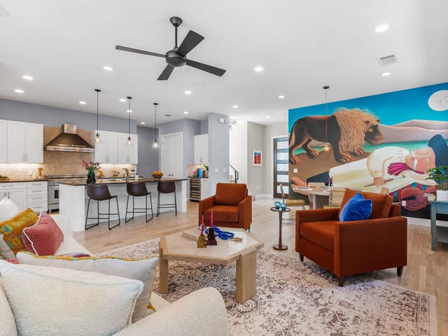 1510 Dexter St