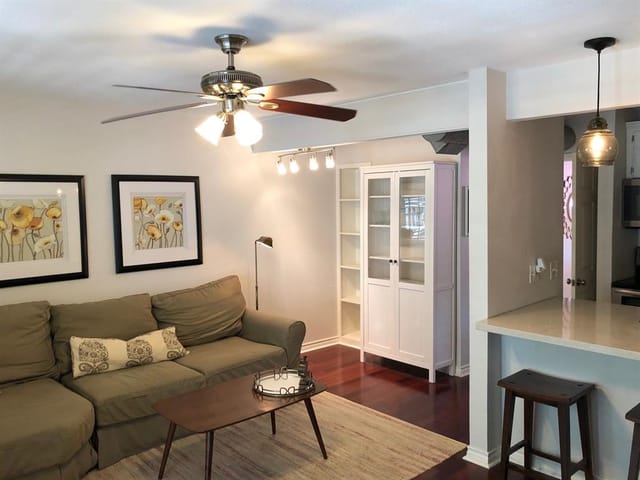 1510 W 6th ST Unit #207