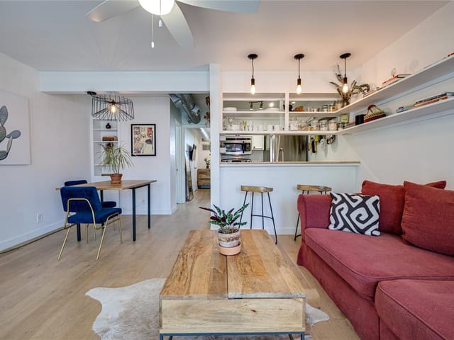 1510 W 6th St Unit #210
