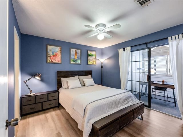 1510 W North Loop Blvd Unit #322