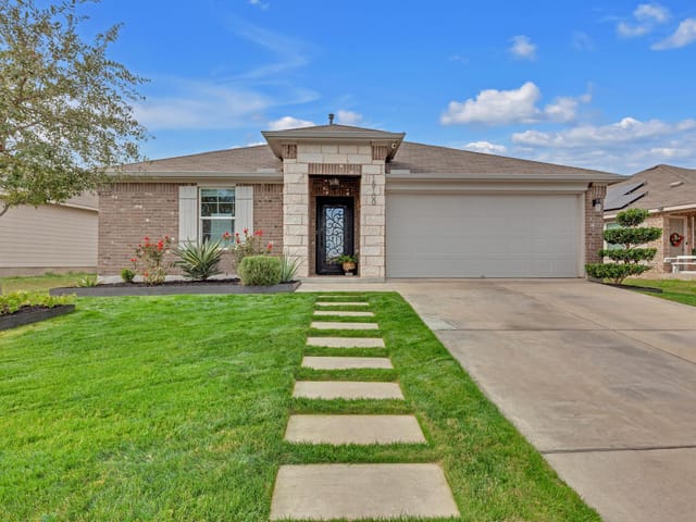 15100 Custis LN