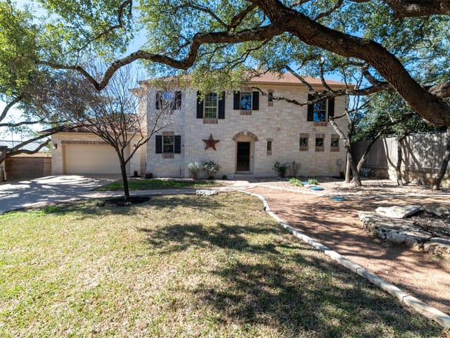 15105 STRADER Cir