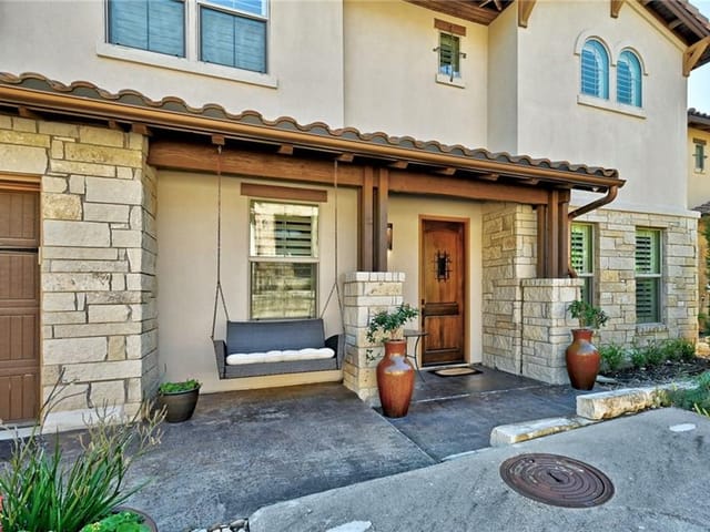 15109 Falconhead Grove LOOP