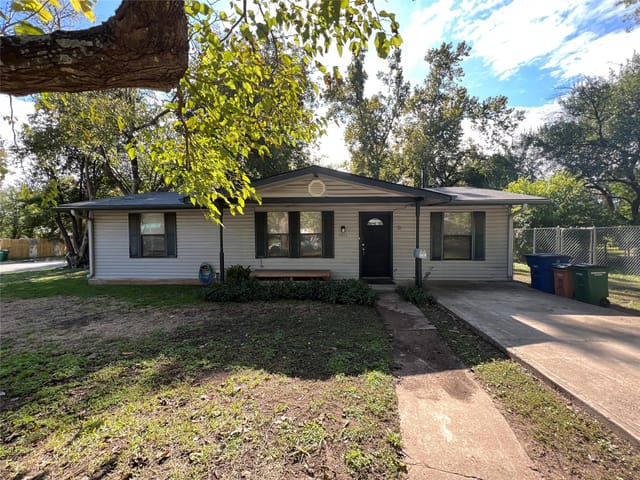 1511 Broadmoor Dr