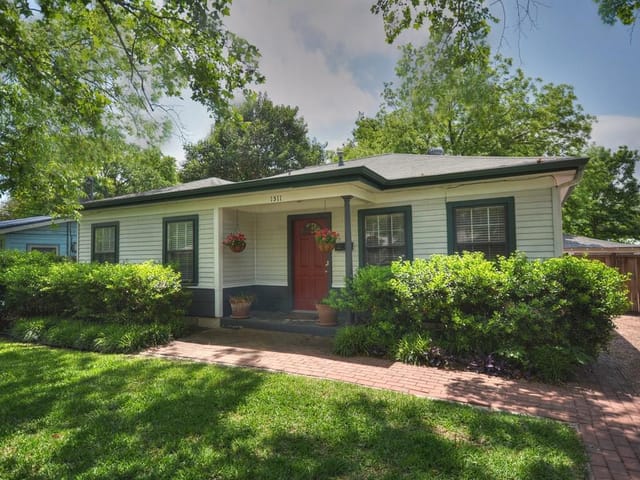 1511 Cullen Ave