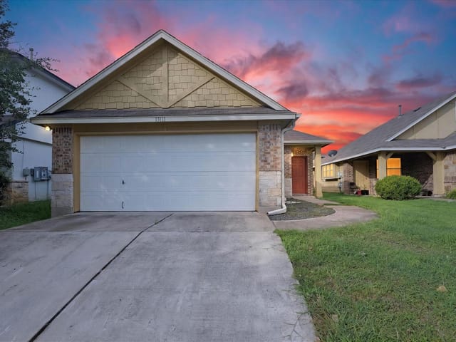 15111 Parrish Ln