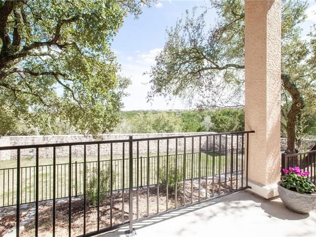 15119 Glen Heather Dr