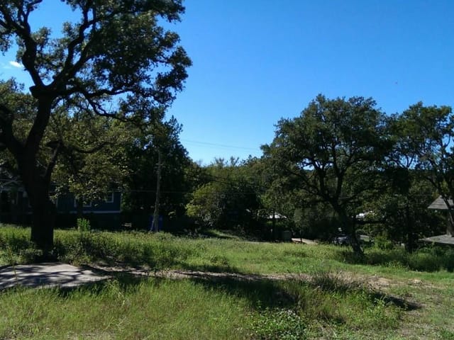 1512 Alta Vista Ave