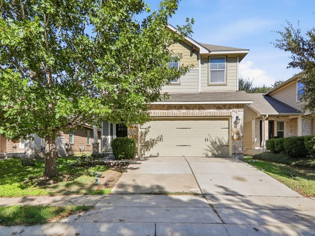 1512 Sugarberry Ln