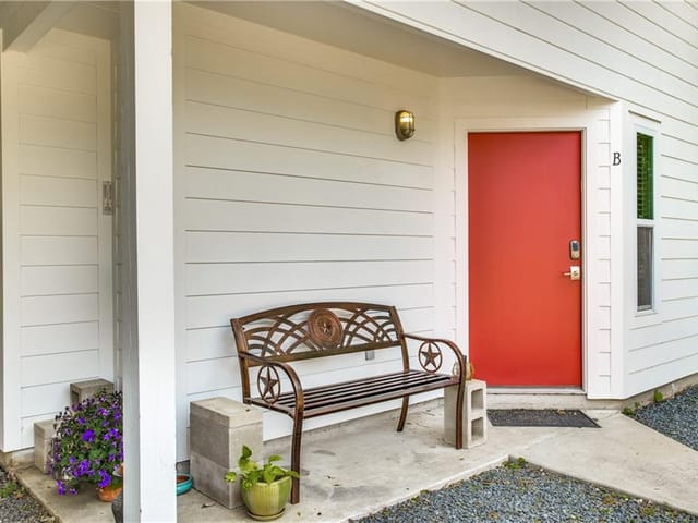 1513 Morgan LN Unit #B