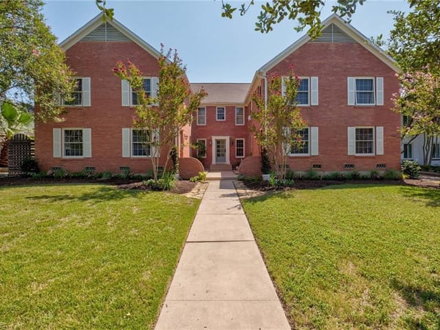 1513 Pease Rd Unit #6