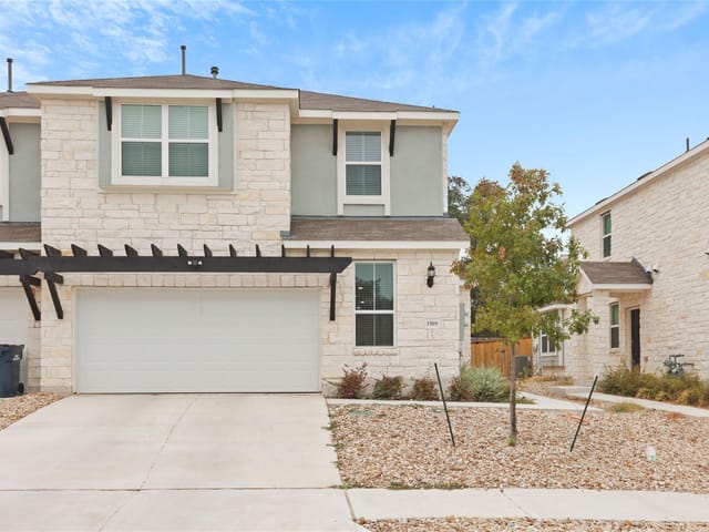 1519 Fenton Hill DR