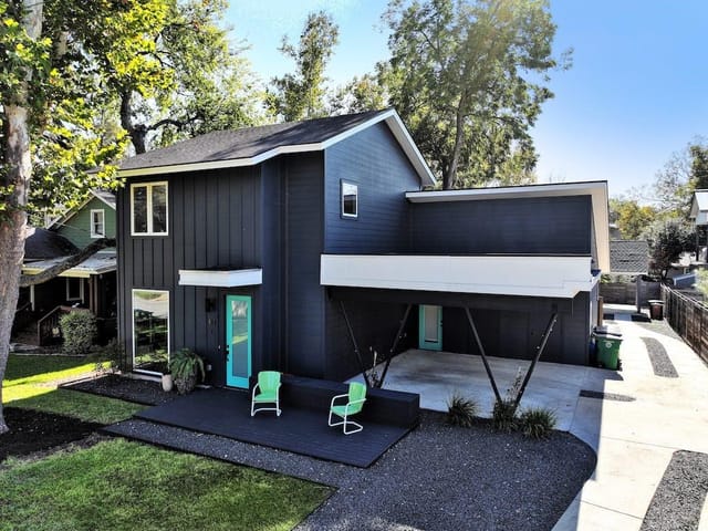 1519 W Saint Johns Ave Unit #1