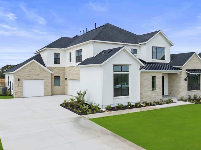 152 Dawn DR