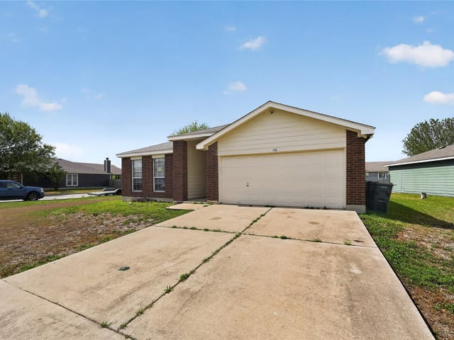 152 Eagle Dr