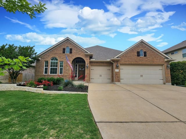 152 Florenz Ln