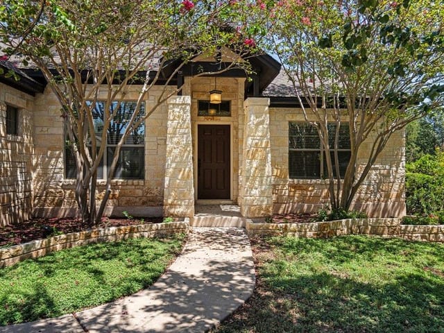 15204 Falcon DR