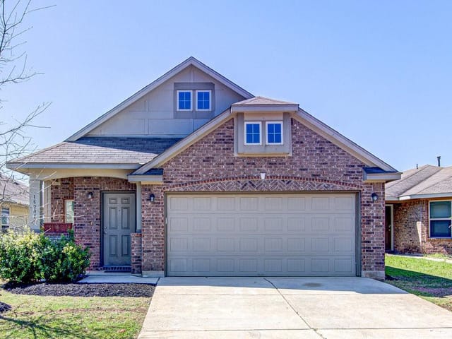 15207 Walcott Dr