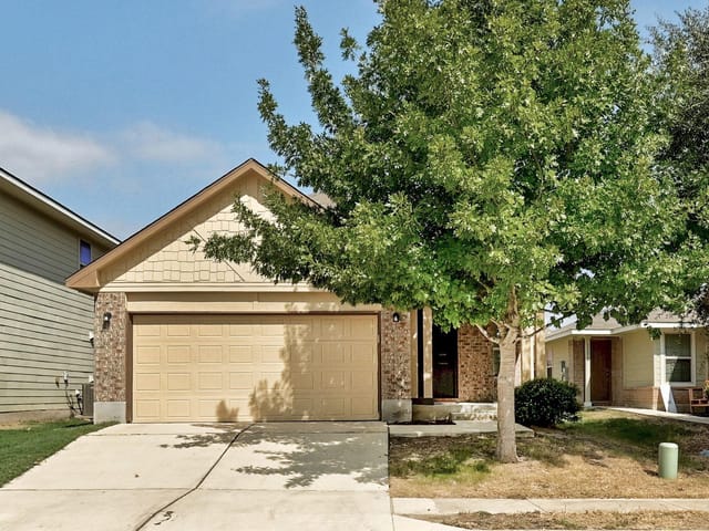 15208 Walcott Dr