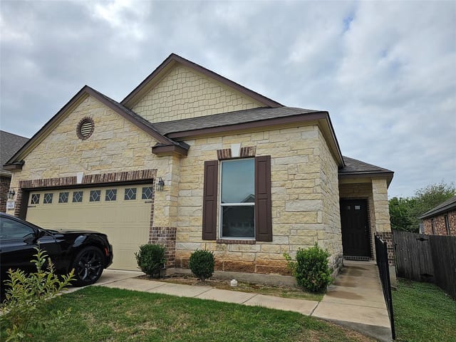 1521 Arial Dr