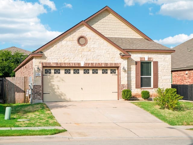 1521 Arial Dr