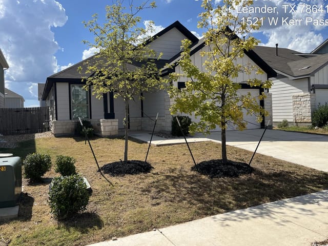 1521 W Kerr PASS