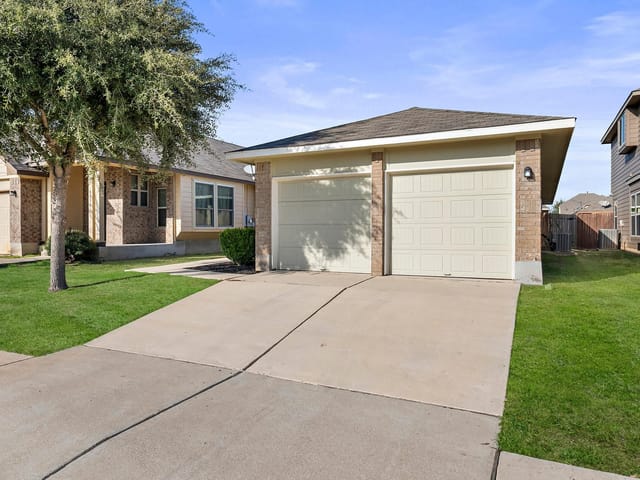 15210 Walcott Dr