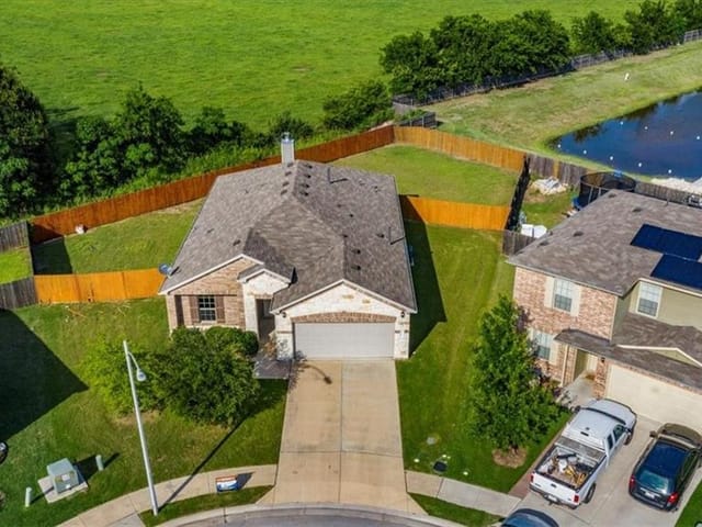 15220 Guffey Dr